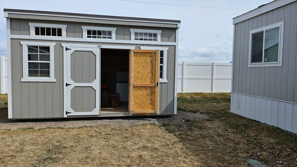 Building Photo - 4285 N Yellowstone Hwy