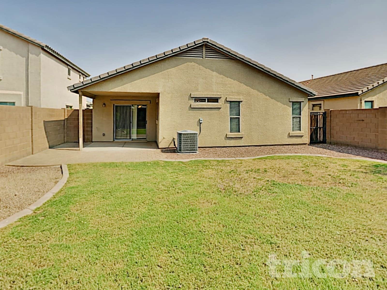 Building Photo - 1275 E Shari St