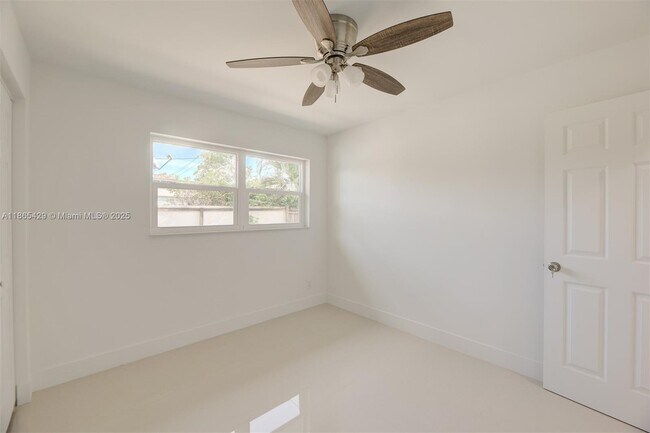 Building Photo - 832 NW 28th St
