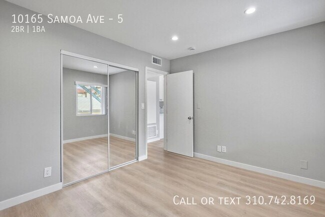 Building Photo - 10165 Samoa Ave