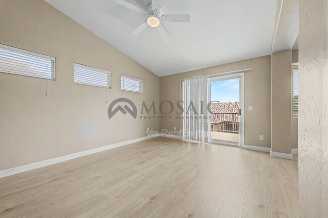 Building Photo - 3356 E Mayberry Ave