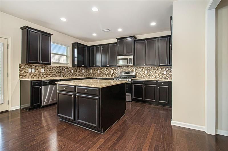 Building Photo - 4710 Wagon Trail