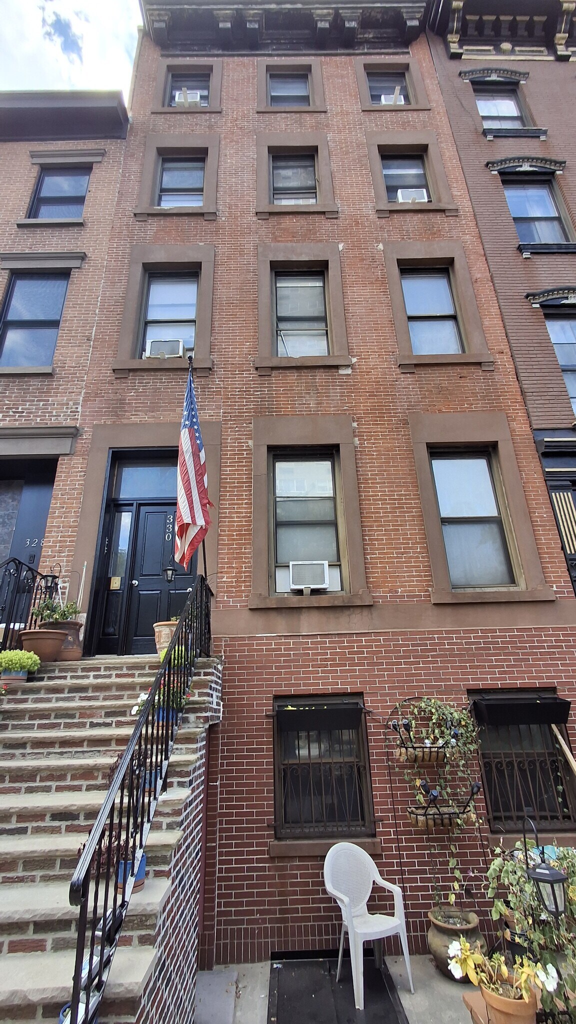 330 Hudson Street - 330 Hudson St