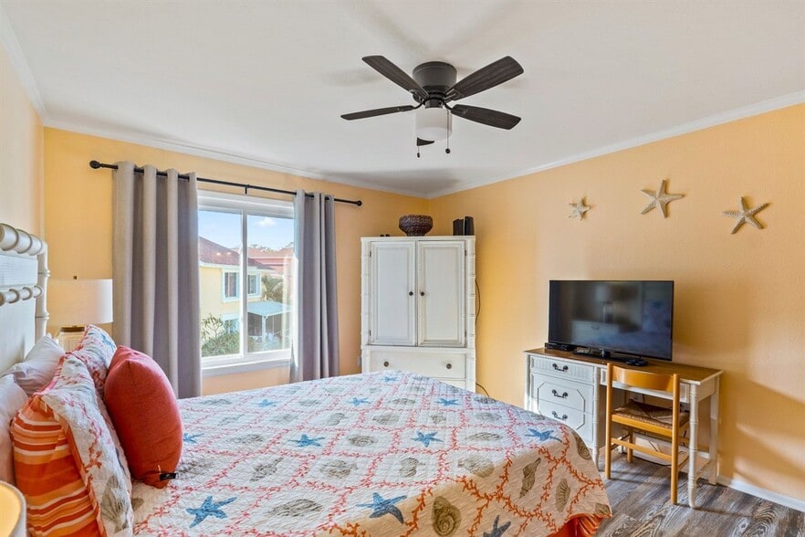 Building Photo - 3585 41st Way S