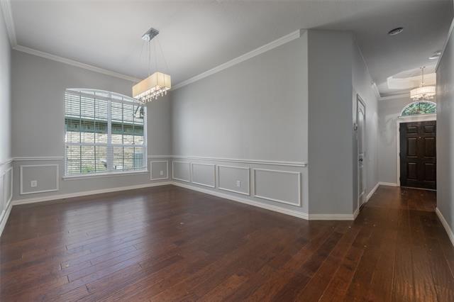 Building Photo - 2945 Mandalay Dr
