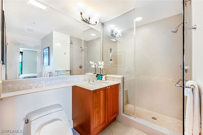 Building Photo - 9115 Strada Pl