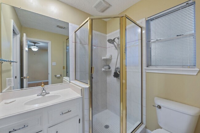 Building Photo - 9719 Godstone Ln