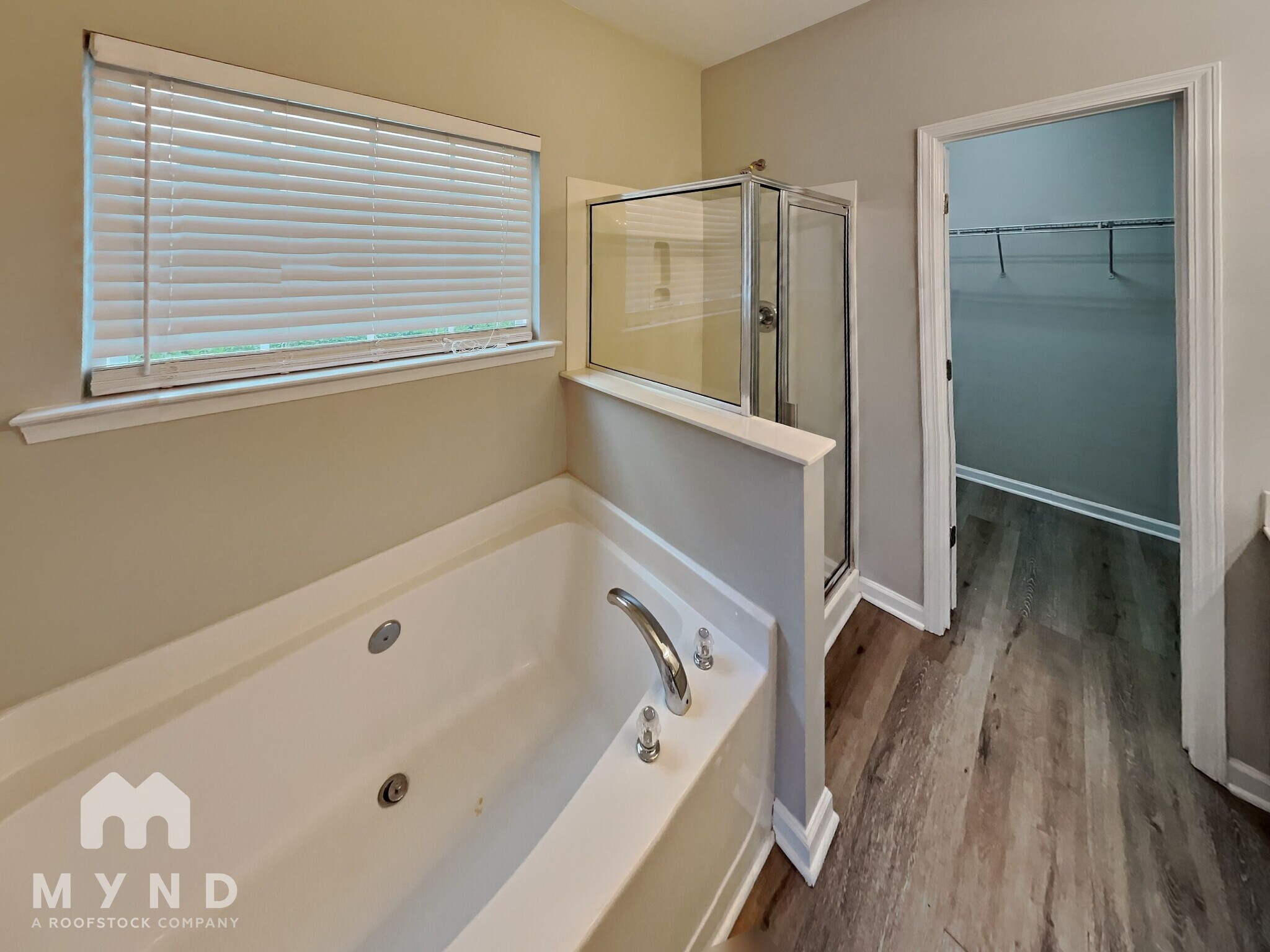 Building Photo - 2090 Appaloosa Way