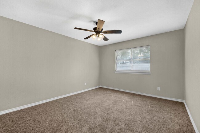 Building Photo - Remodeled