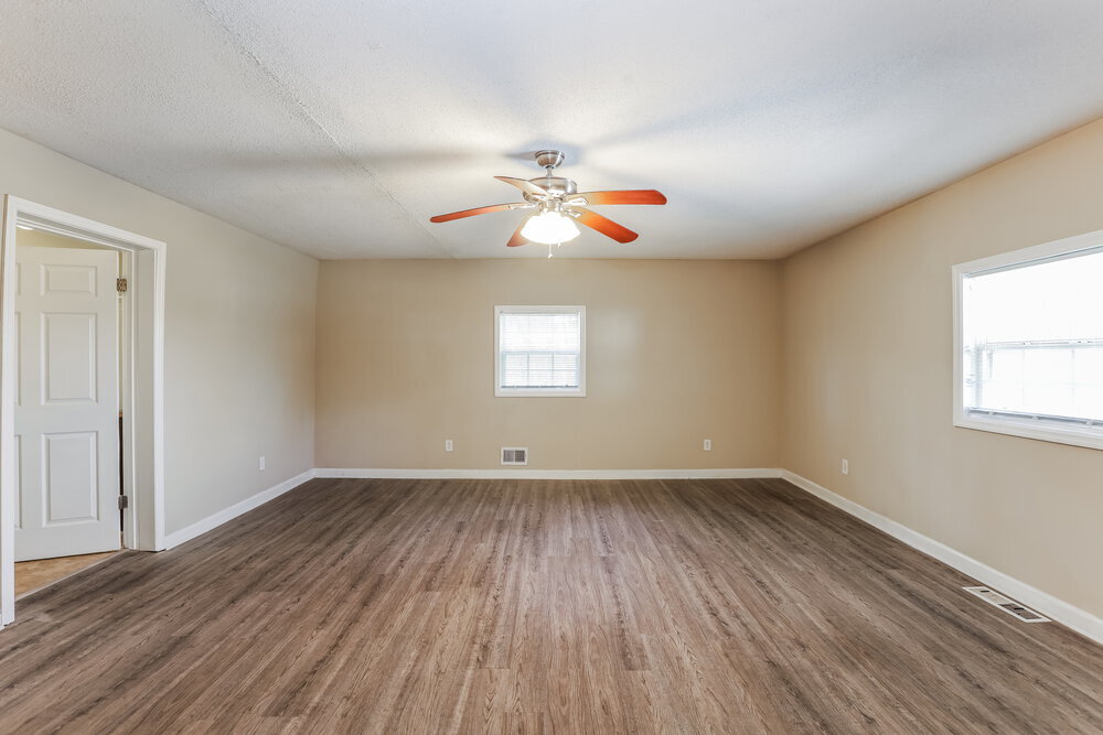 Building Photo - 6570 Elsie St