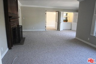 Building Photo - 951 Masselin Ave