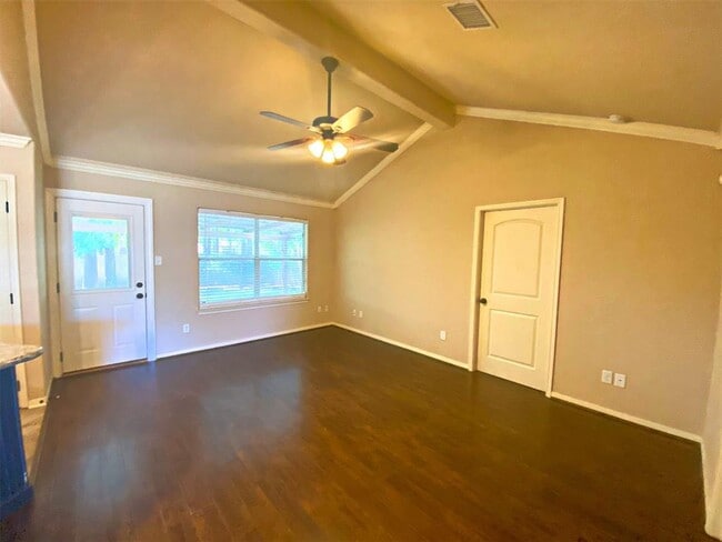 Building Photo - 16318 Long Valley Ct