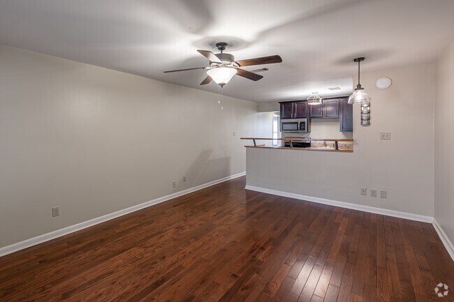 2BR, 1BA - 710SF - Living Room - River Market Flats