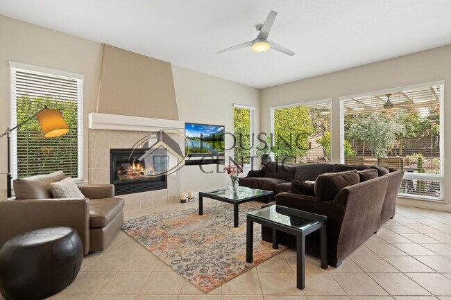 Building Photo - Executive Single Story Rental in Gated Serrano Community!