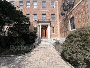 Building Photo - 856 Massachusetts Ave