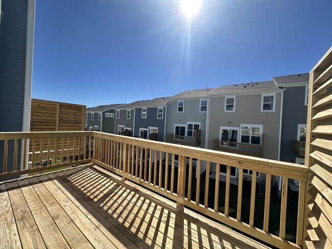 Building Photo - 2815 Carbondale Ct