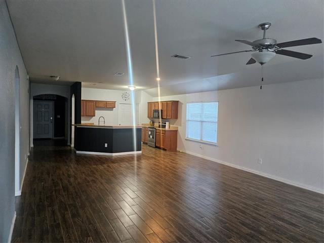 Building Photo - 230 Timber Dr