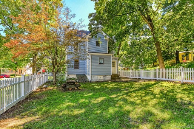 Building Photo - 40 Wheeler Ave