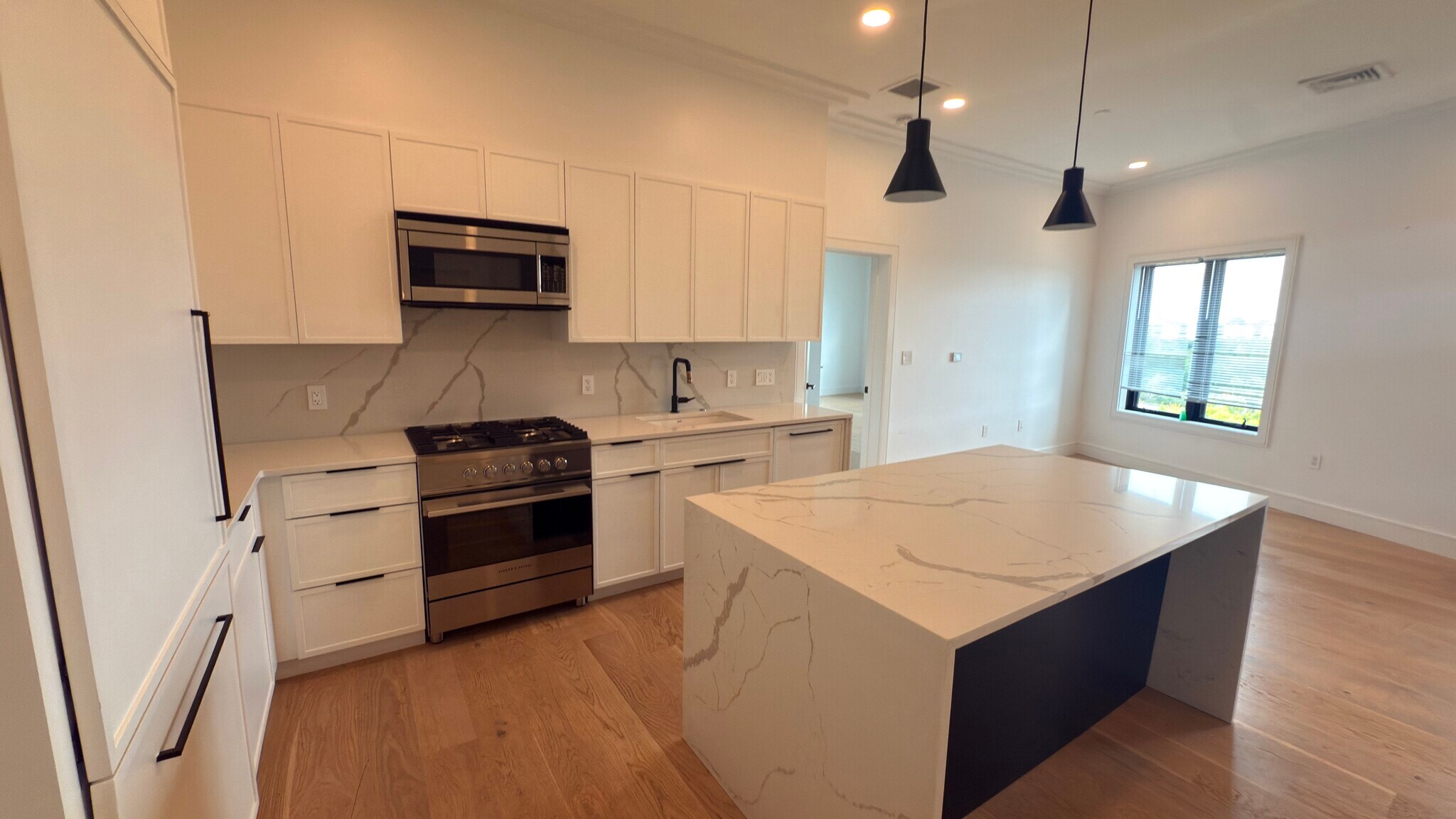 Building Photo - 50 Leo M Birmingham Pky