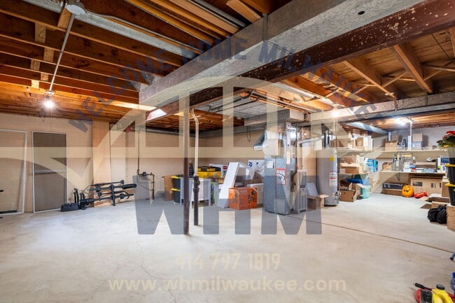 Building Photo - 245 N 110th St