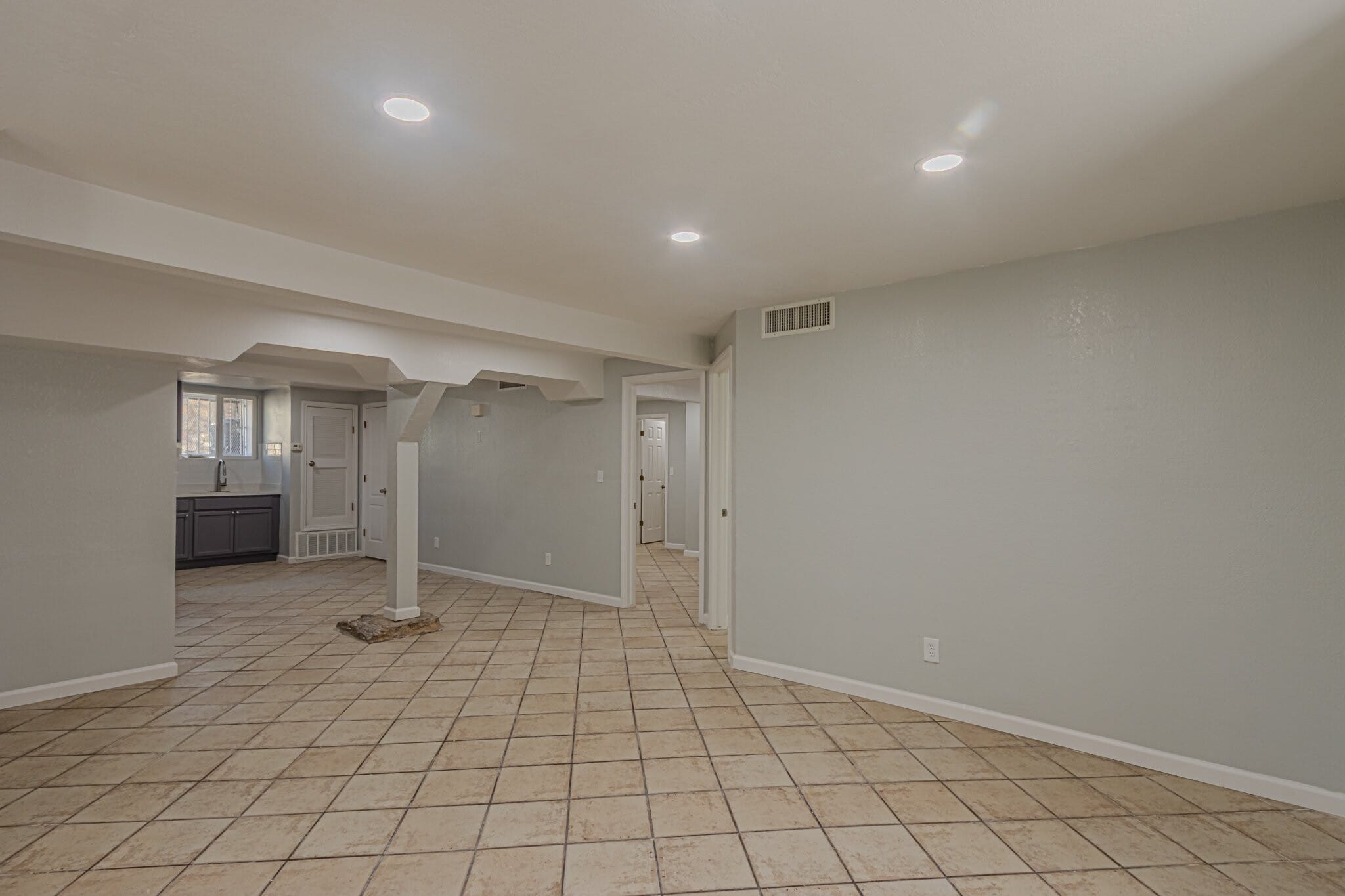 Building Photo - 1127 N El Paso St
