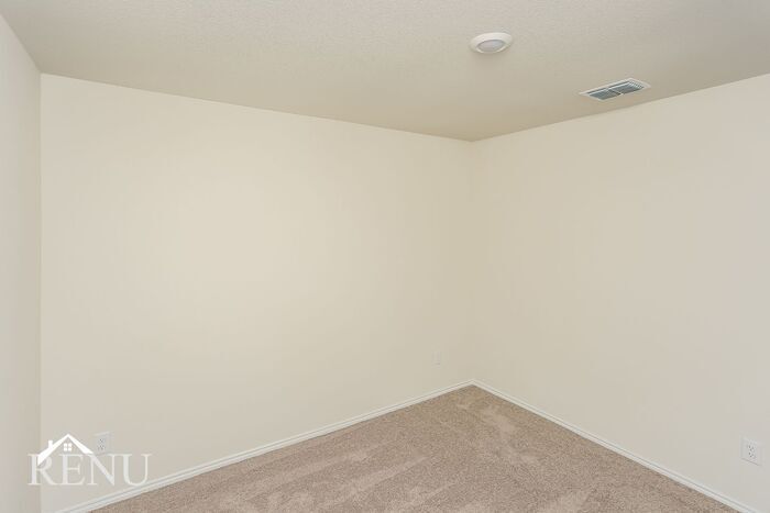 Building Photo - 4101 Wintergreen Dr