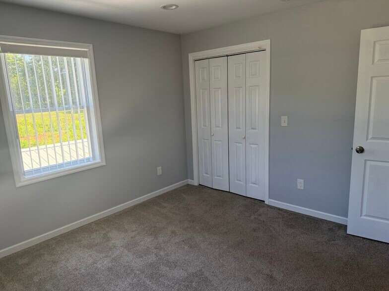 Building Photo - 112 Cramer Rd