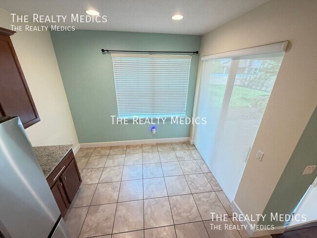 Building Photo - 11867 Padua Ln