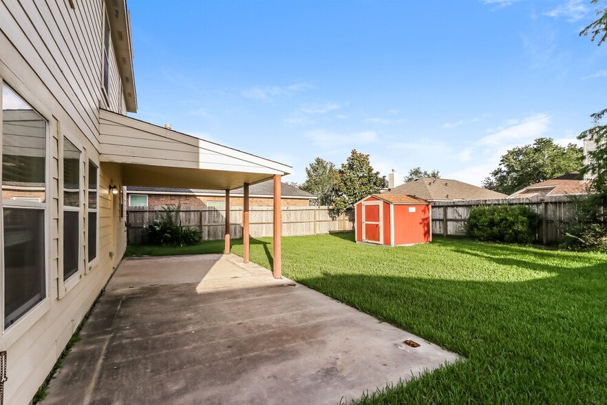 Building Photo - 2523 Flycatcher Cove Dr
