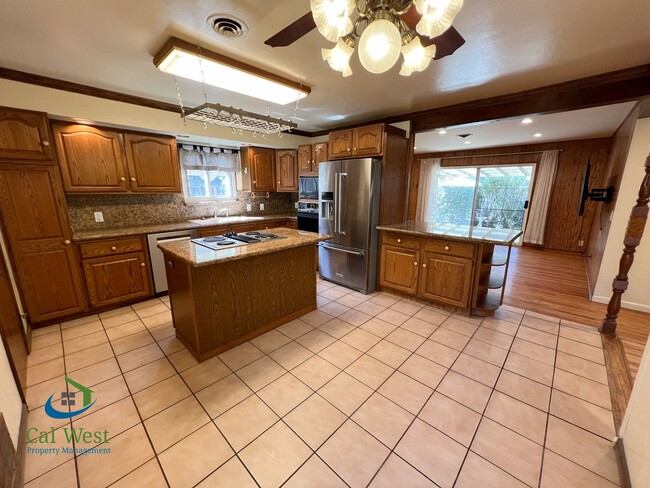 Building Photo - $4595 - Beautiful Single Family Home in Santa Clara