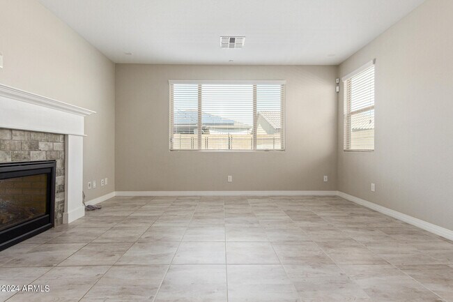 Building Photo - 21366 W Almeria Rd