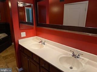 Building Photo - 1518 Enyart Way