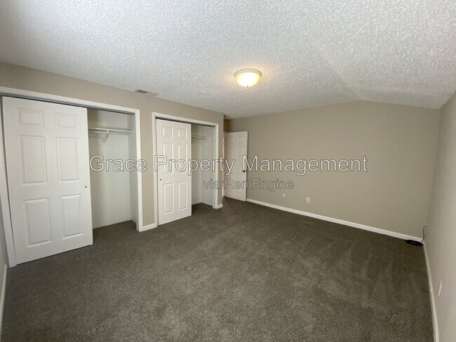 Building Photo - 636 Tennyson St