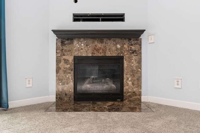 Building Photo - 5179 Mantua Dr