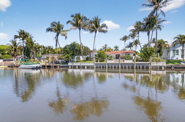 Building Photo - 1254 SW 4th Ct