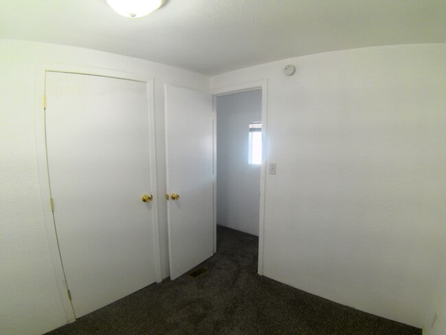 Building Photo - 981 Stahlman Dr
