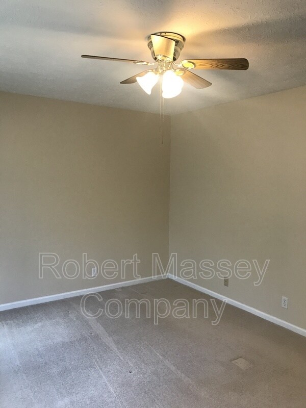 Building Photo - 4820 St Leo Pl