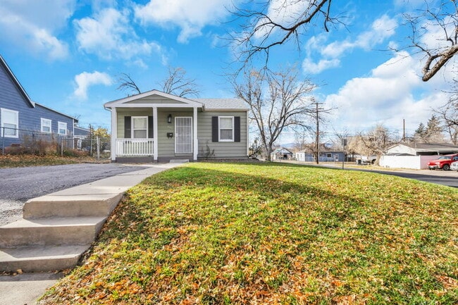 Building Photo - 665 Osceola St