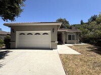 Building Photo - Spacious 3BR + Office | 2,150 SF | 2-Car Garage | Prime Menlo Park