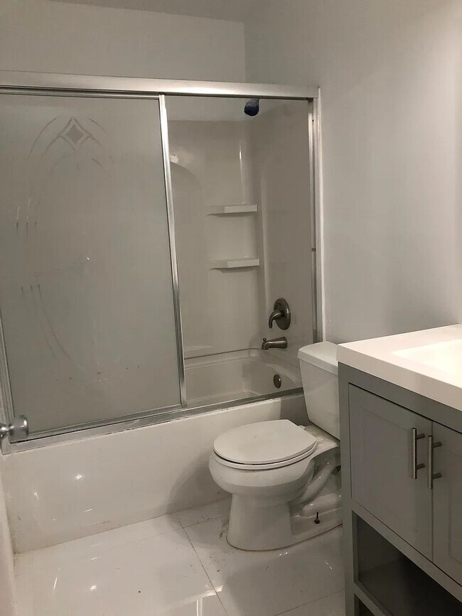 Building Photo - 8280 NW 36th St