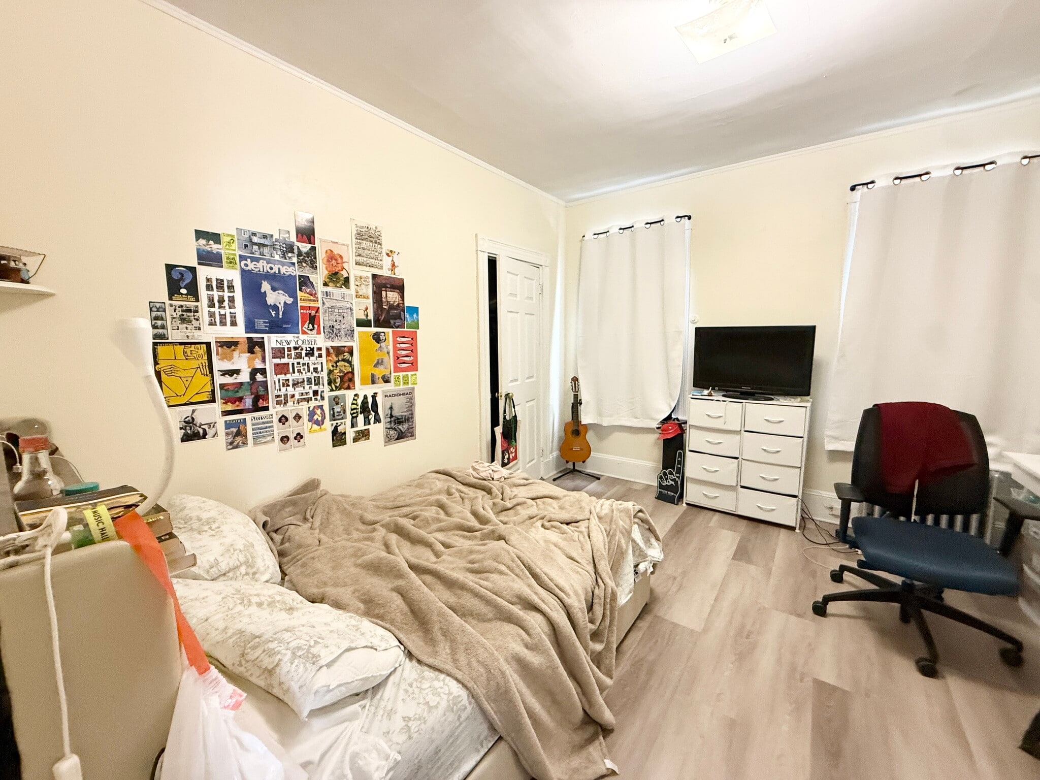 Building Photo - 55 Hillside St