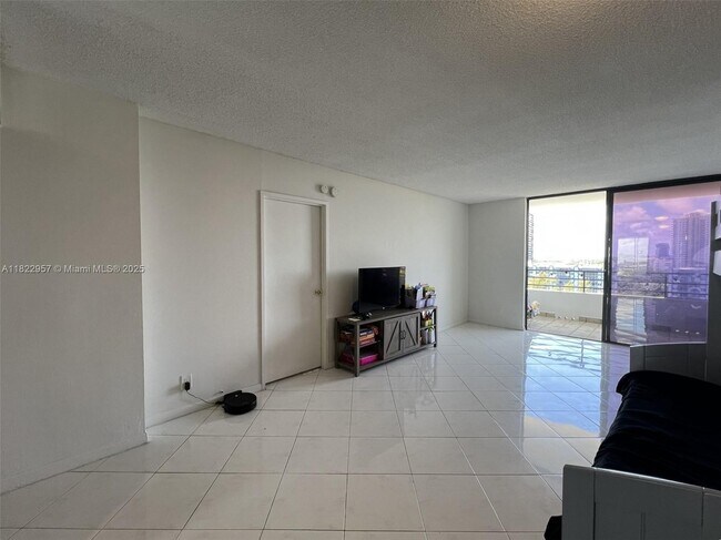 Building Photo - 500 Three Islands Boulevard