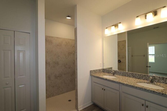 Building Photo - 2952 Marine Grass Dr