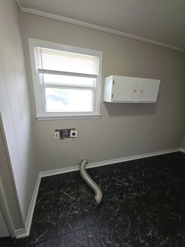 Building Photo - 3 Bedroom / 2 Bath – Accessible Home in Algood