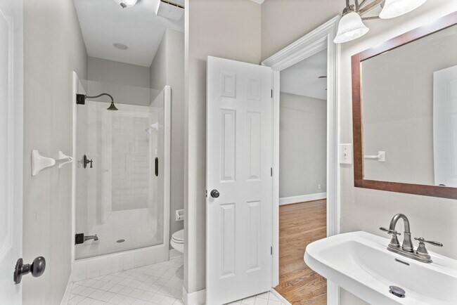 Building Photo - 3833 Denmeade Dr