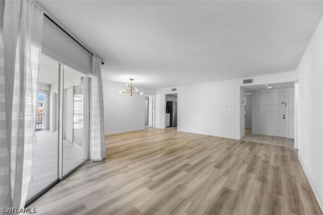 Building Photo - 3200 Binnacle Dr