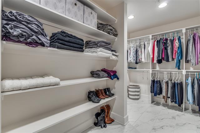 Building Photo - 1505 Elm St