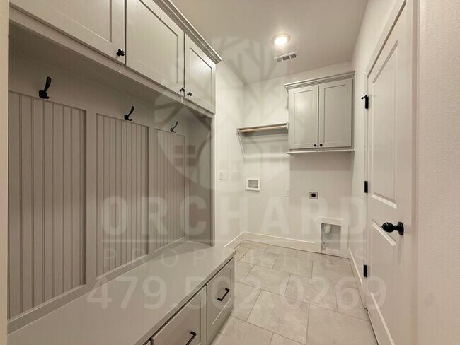 Building Photo - Bella Vista- Single-Family Home- Stunning Briarwood Plan