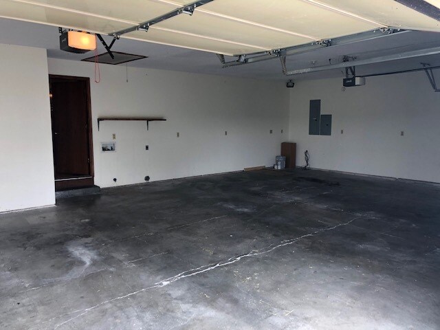3 car garage - 2311 Connecticut Ave