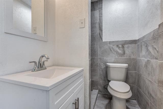 Building Photo - 3753 Morningview Dr